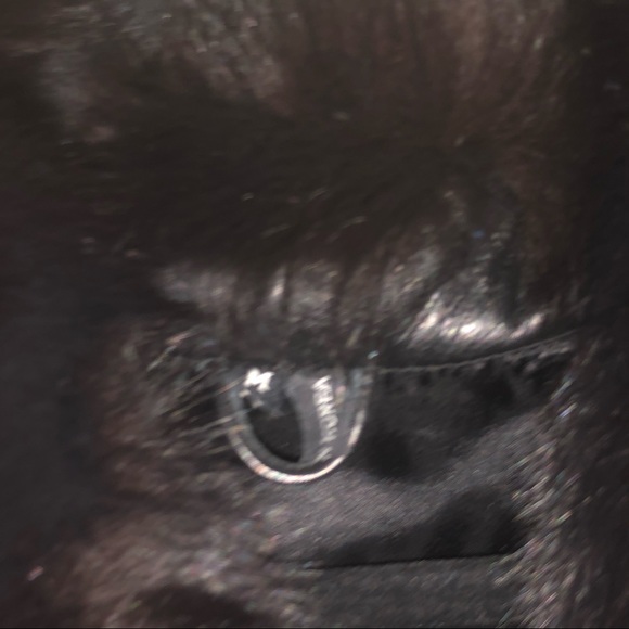 BEAUTIFUL, great condition leather, fur collar - Picture 3 of 3